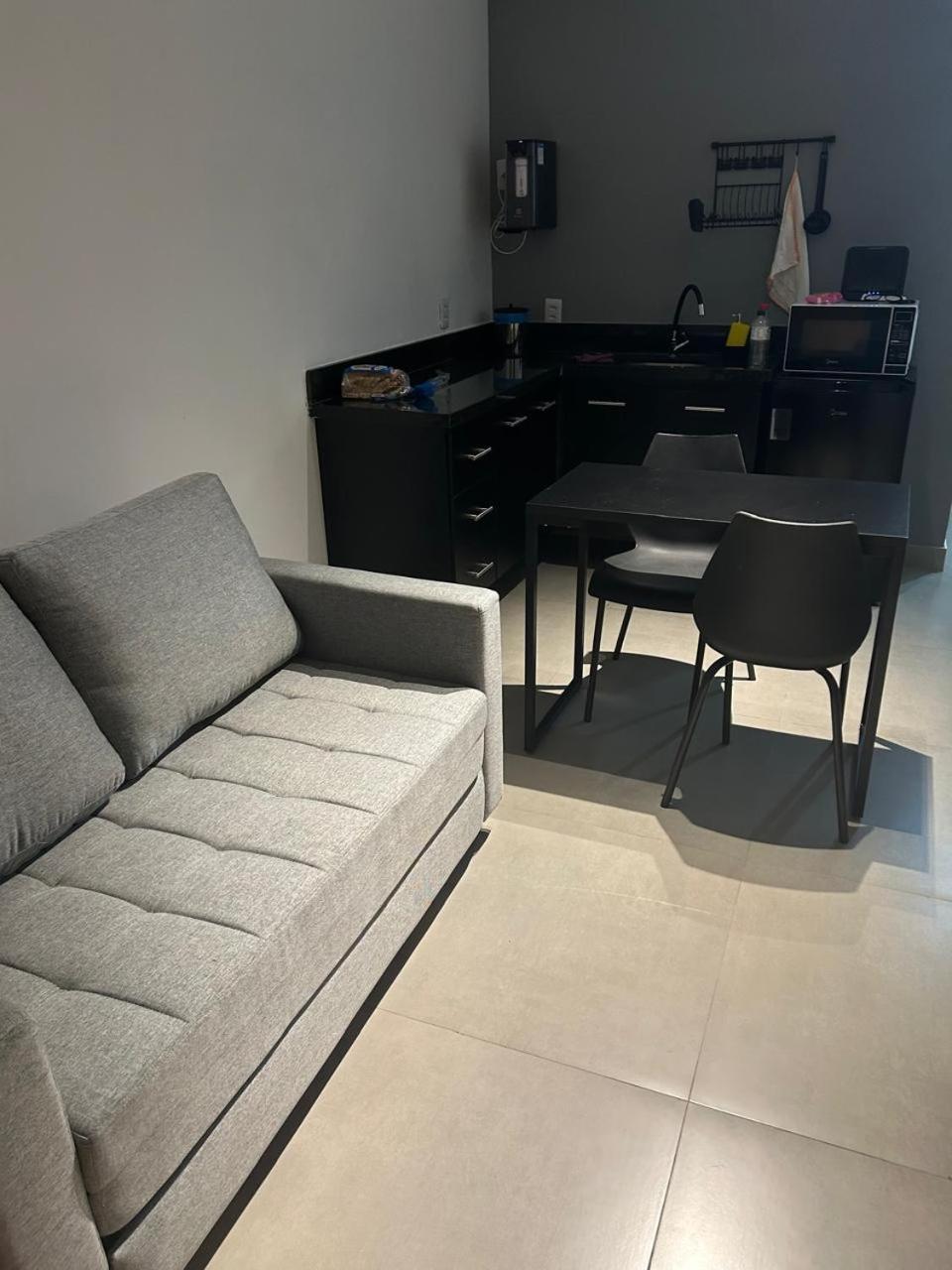Kit 122 Apartment *